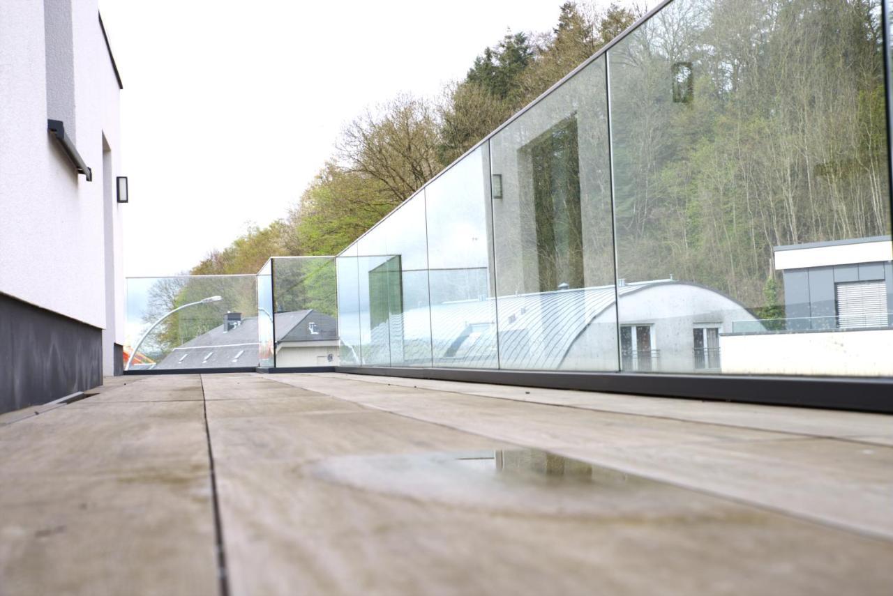 Peaceful Modern 2 Bedroom Penthouse With Nice View Hesperange Exterior foto